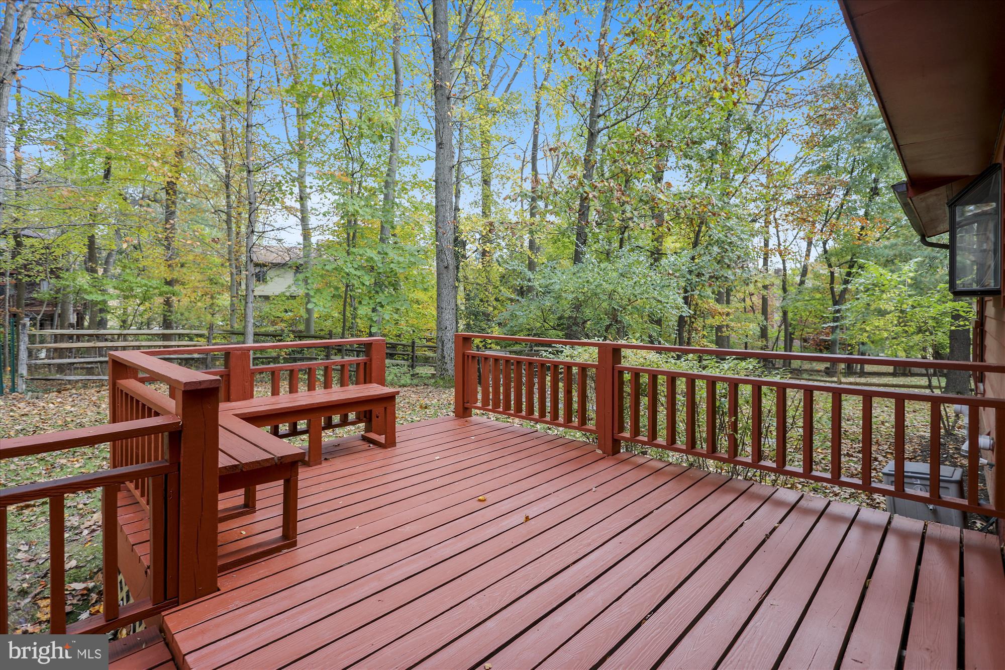 12 Scotch Mist Court Potomac, MD 20854 - Photo 3 of 50 Built-in seating and view of the private yard