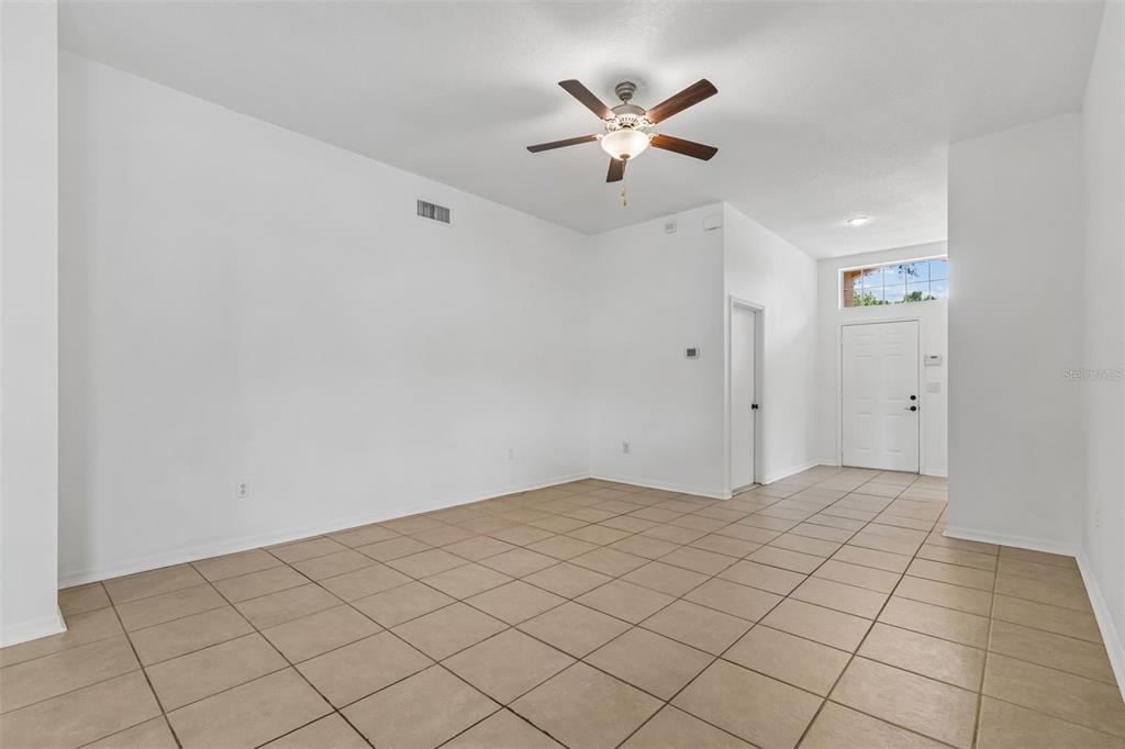 1103 Standing Reed Place Wesley Chapel, FL 33543 - Photo 14 of 26