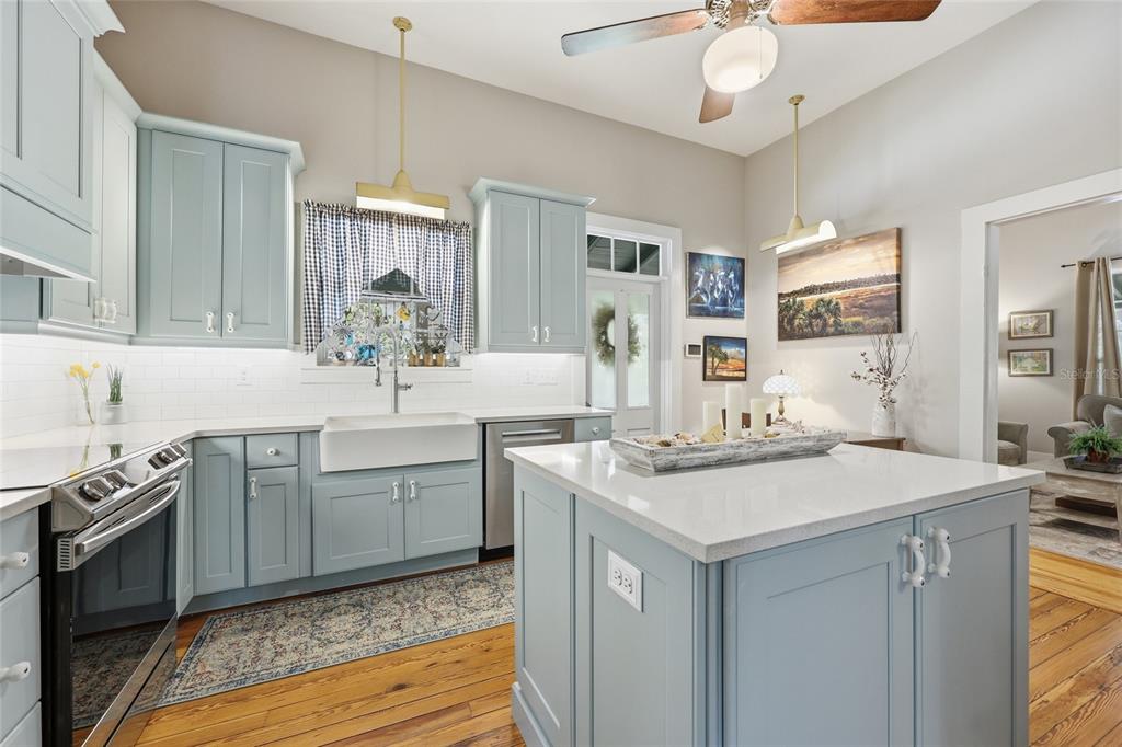6070 Ave F McIntosh, FL 32664 - Photo 14 of 45
