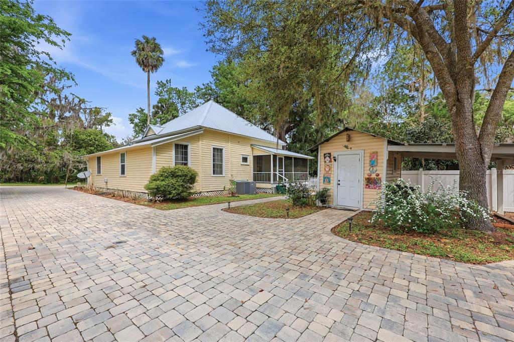 6070 Ave F McIntosh, FL 32664 - Photo 31 of 45