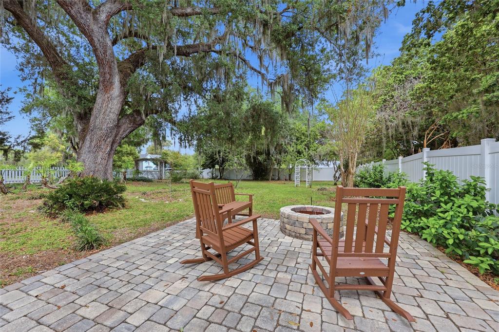 6070 Ave F McIntosh, FL 32664 - Photo 34 of 45
