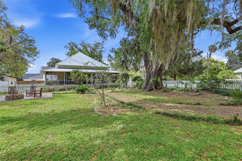 6070 Ave F McIntosh, FL 32664 - Photo 36 of 45
