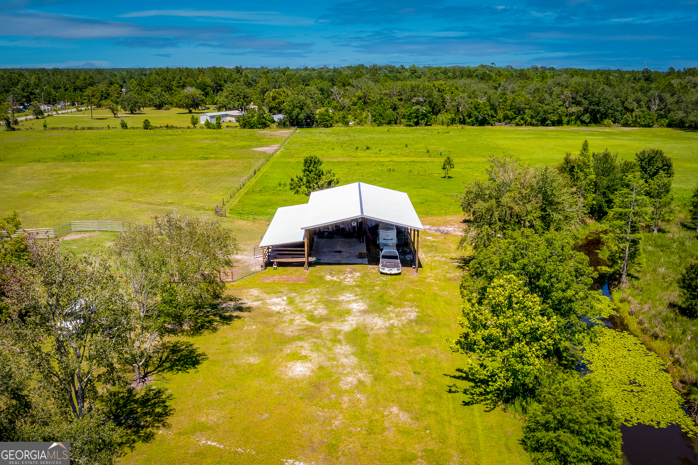 310 Farm Road St. George, GA 31562 - Photo 3 of 8