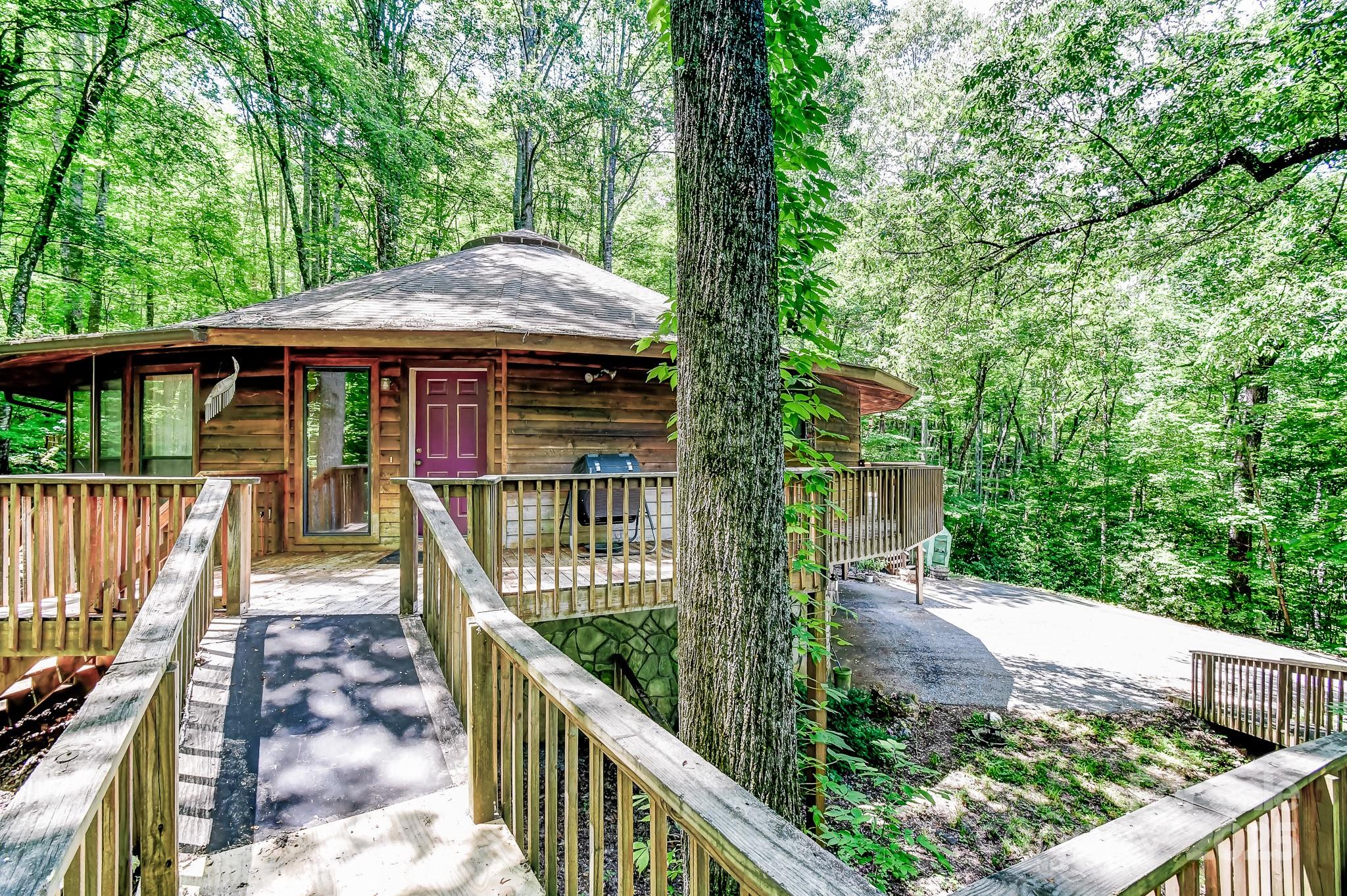 1119 Brandywine Road Waynesville, NC 28786 - Photo 2 of 44 Gallery Image 2
