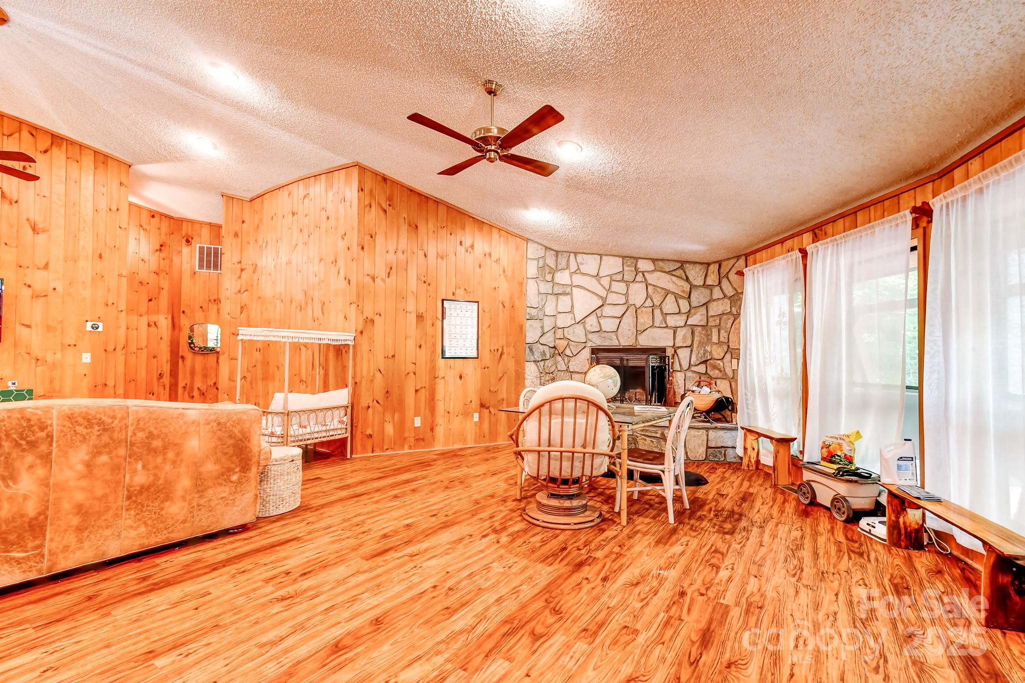 1119 Brandywine Road Waynesville, NC 28786 - Photo 6 of 44 Gallery Image 6