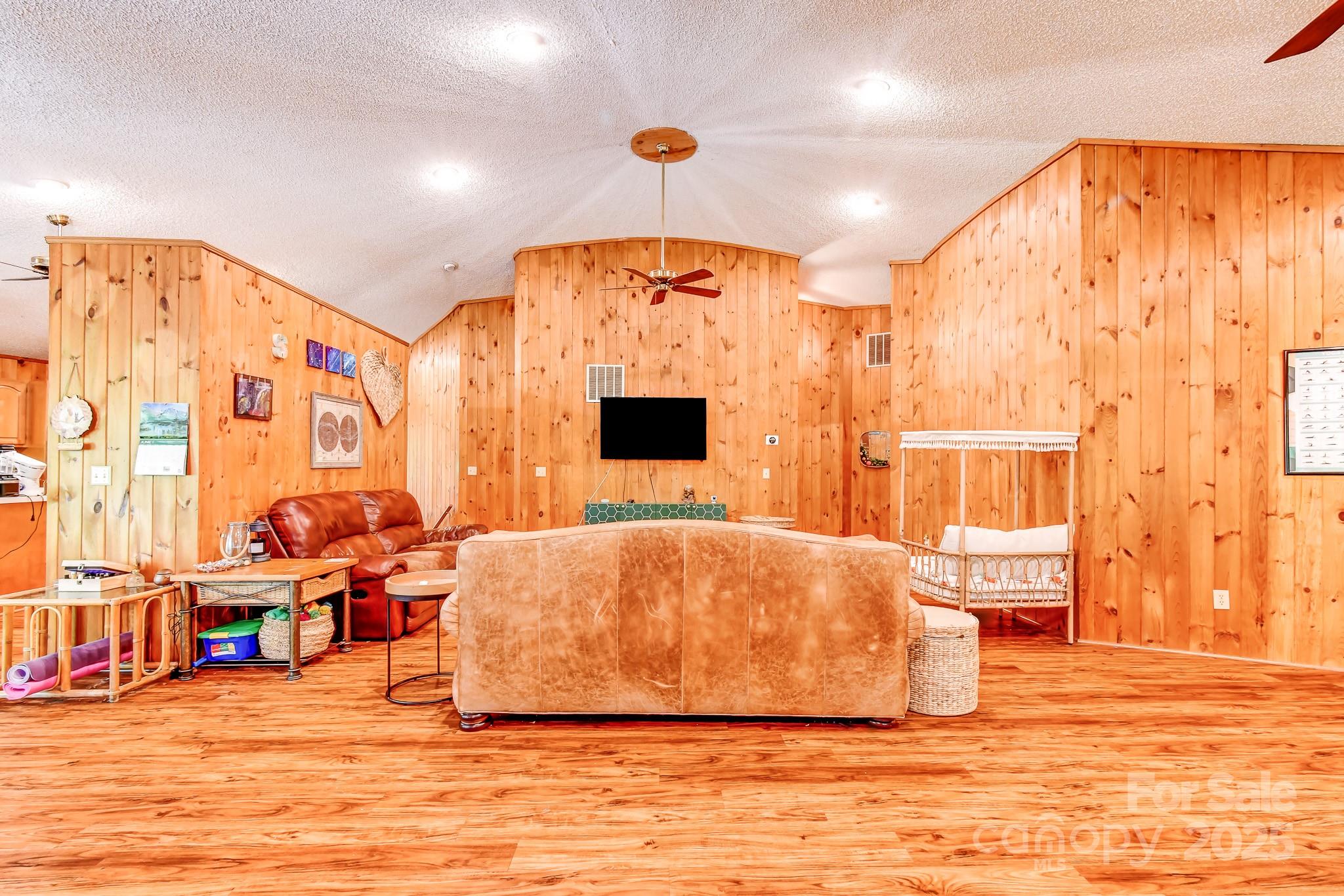 1119 Brandywine Road Waynesville, NC 28786 - Photo 8 of 44 Gallery Image 8