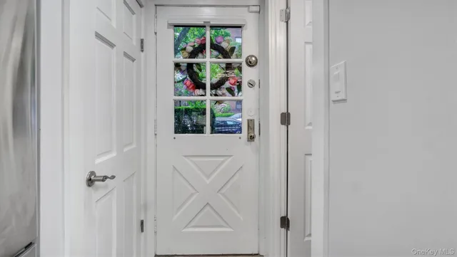 $550,000 | 19 Barstow Road, Unit G, Great Neck, NY 11021