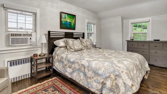 $550,000 | 19 Barstow Road, Unit G, Great Neck, NY 11021