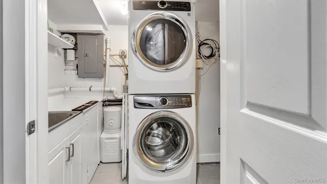 $550,000 | 19 Barstow Road, Unit G, Great Neck, NY 11021