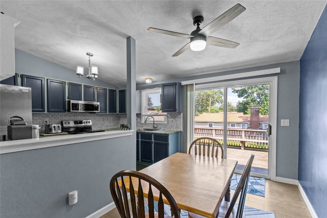 162 Pine Street Warwick, RI 02888 - Photo 15 of 37