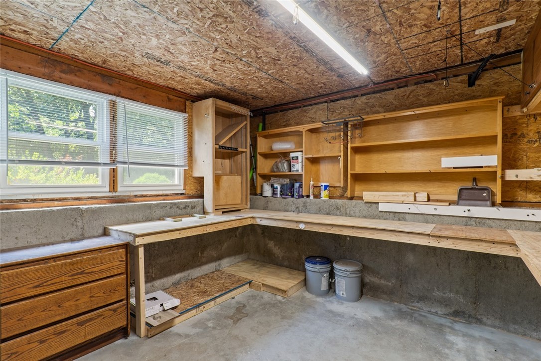 162 Pine Street Warwick, RI 02888 - Photo 23 of 37