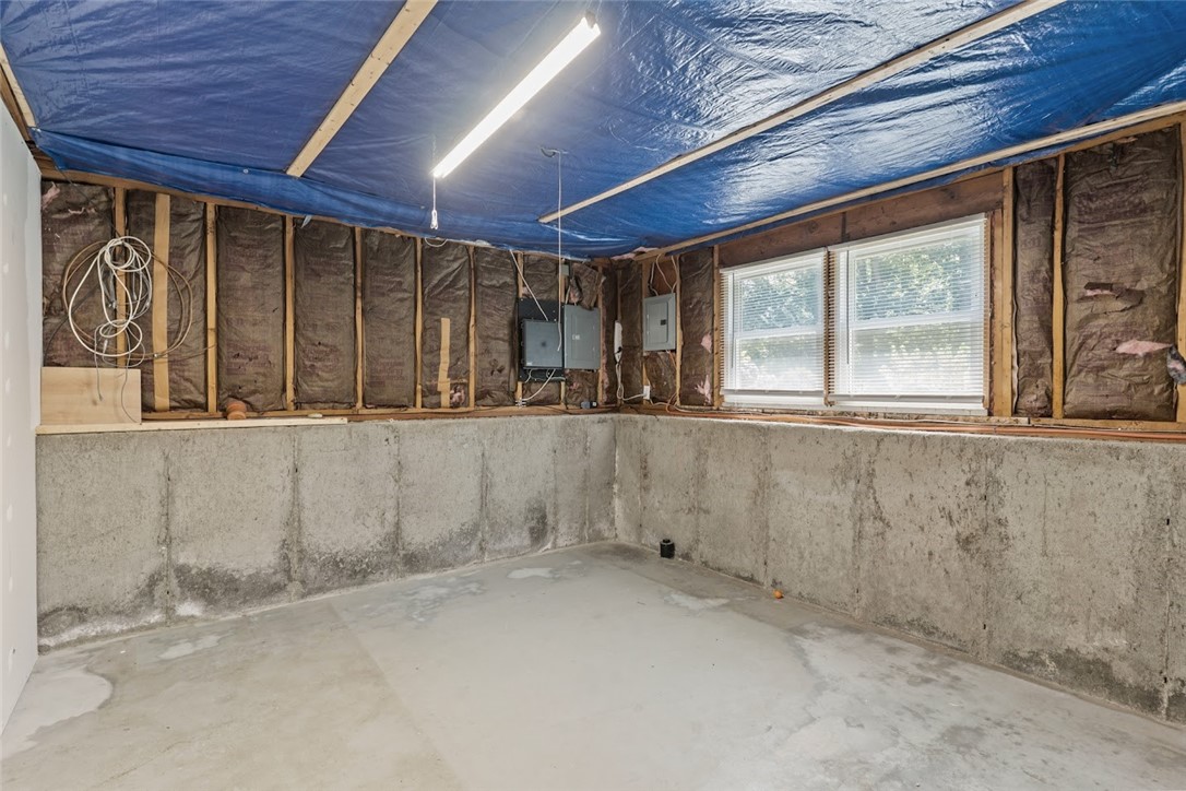 162 Pine Street Warwick, RI 02888 - Photo 25 of 37