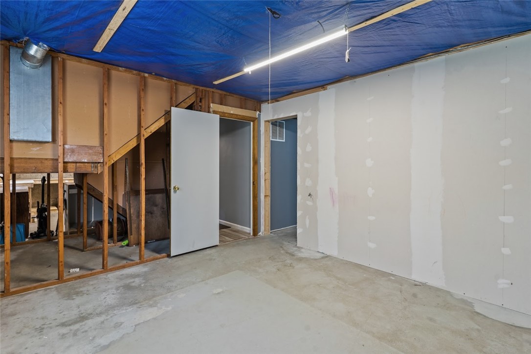 162 Pine Street Warwick, RI 02888 - Photo 26 of 37