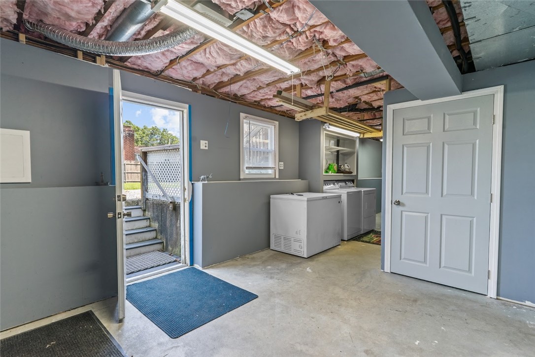 162 Pine Street Warwick, RI 02888 - Photo 31 of 37