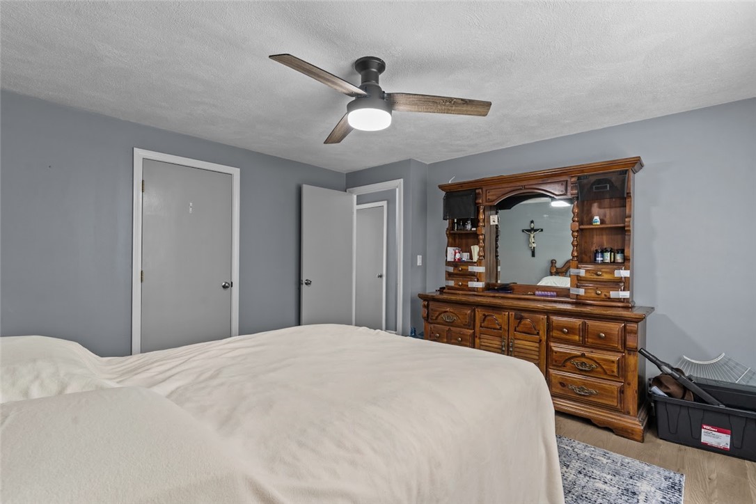 162 Pine Street Warwick, RI 02888 - Photo 7 of 37