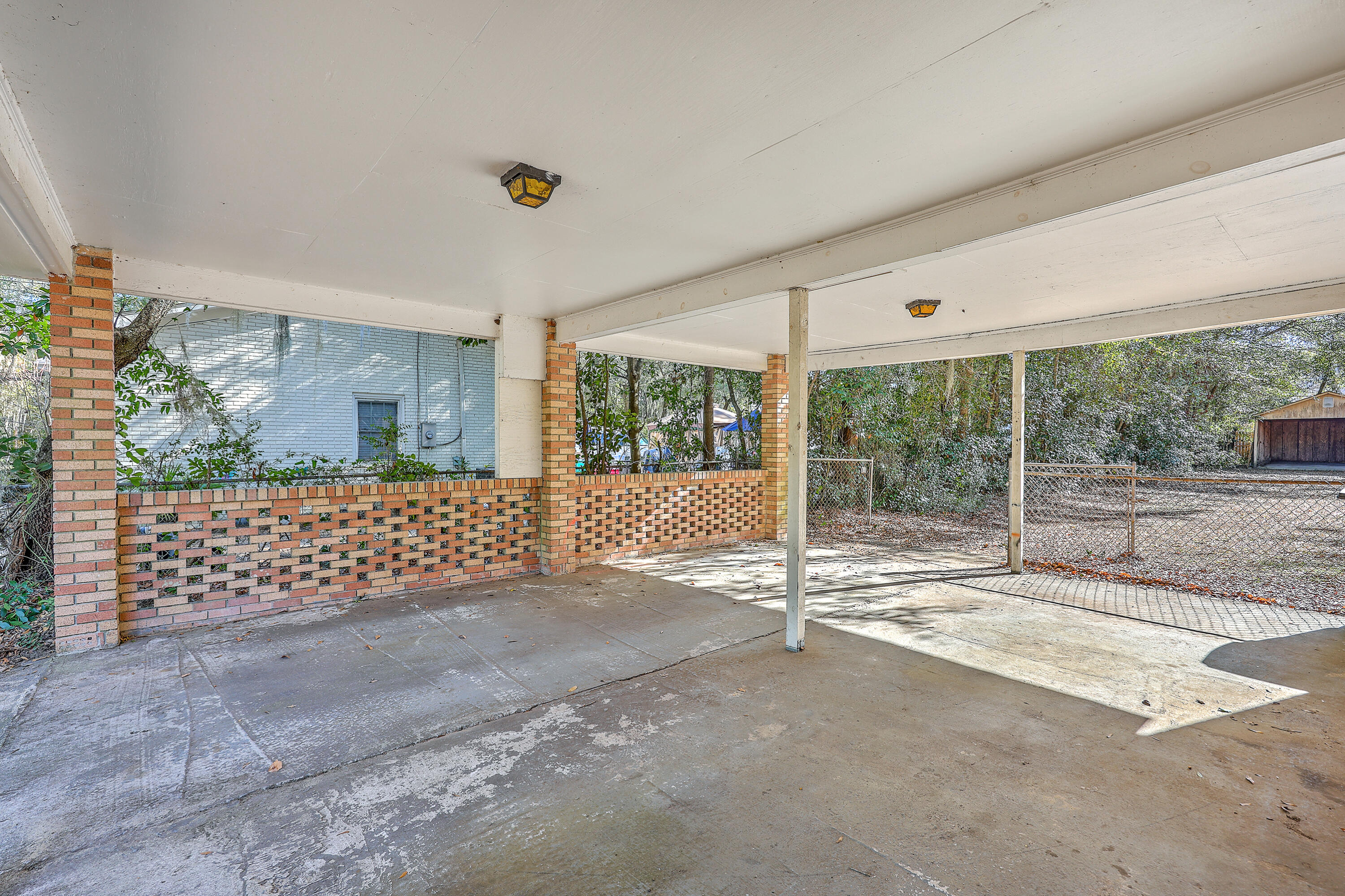 386 5th Avenue Mount Pleasant, SC 29464 - Photo 4 of 36 ZYN_9829_30_31_32_33_34_35