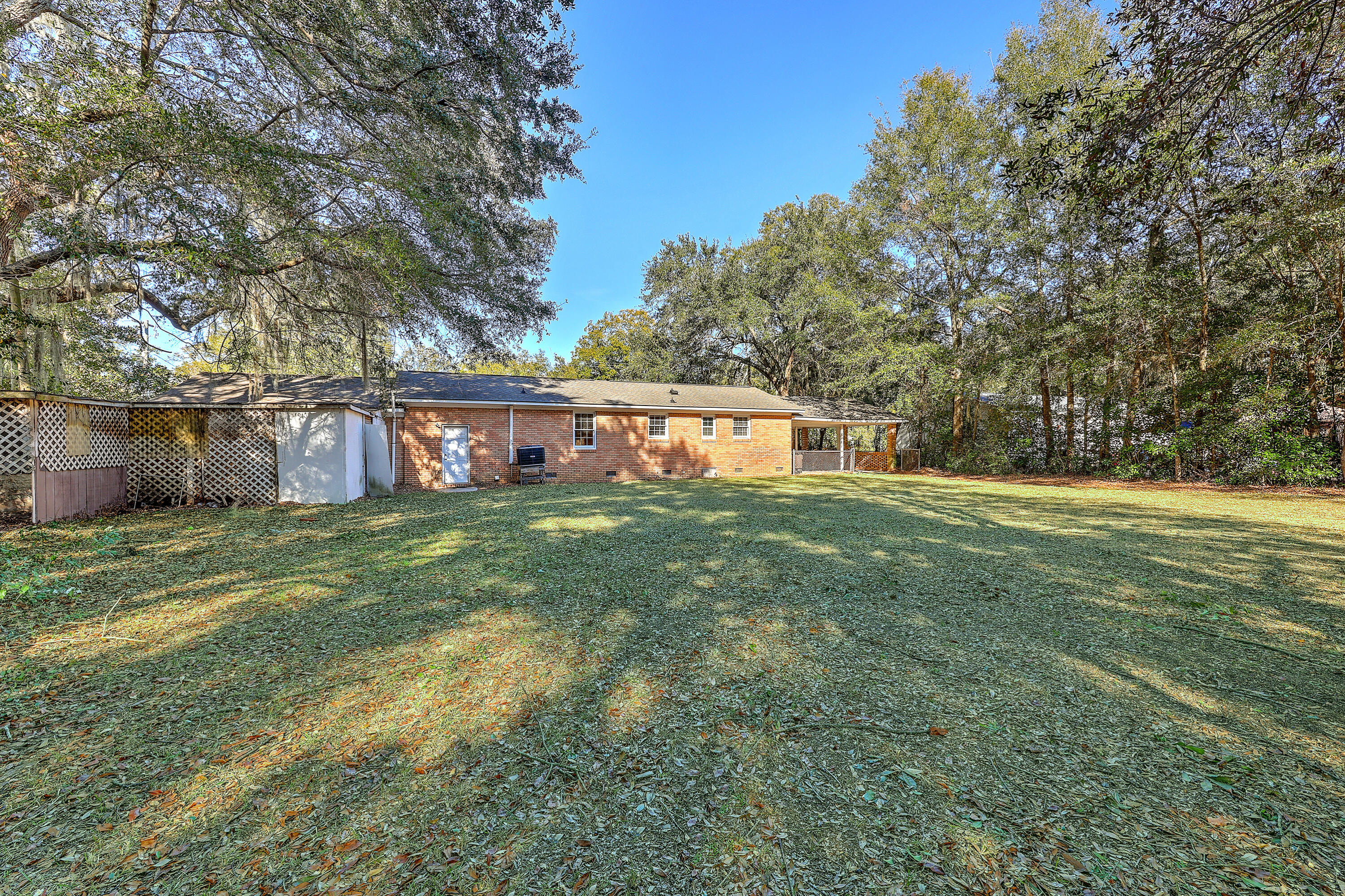 386 5th Avenue Mount Pleasant, SC 29464 - Photo 10 of 36 ZYN_9857_58_59_60_61_62_63