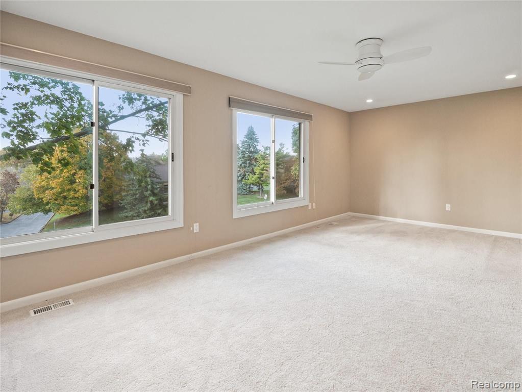 1835 Golf Ridge Drive Bloomfield Hills, MI 48302 - Photo 24 of 36