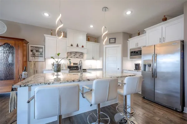 $649,950 | 2713 West Concord Drive, Olathe, KS 66061