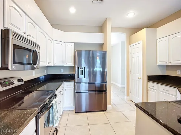 $2,500 | 4930 Southwest 25th Court, Cape Coral, FL 33914