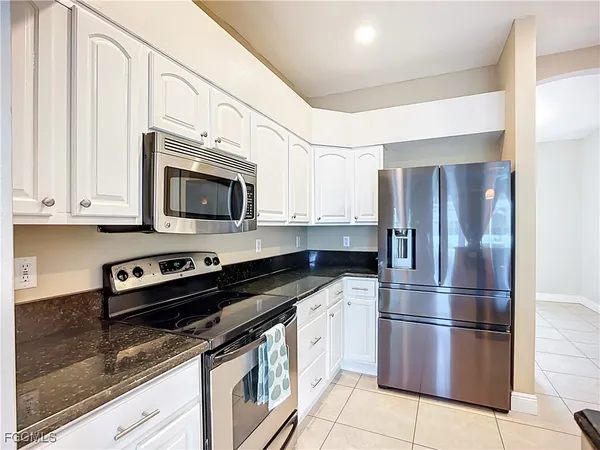 $2,500 | 4930 Southwest 25th Court, Cape Coral, FL 33914