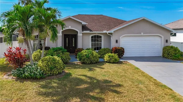 $2,500 | 4930 Southwest 25th Court, Cape Coral, FL 33914