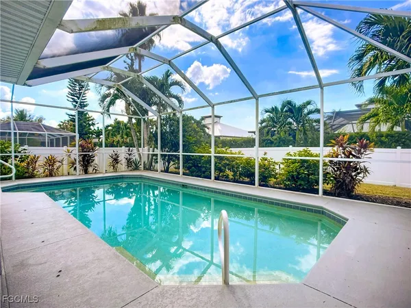 $2,500 | 4930 Southwest 25th Court, Cape Coral, FL 33914