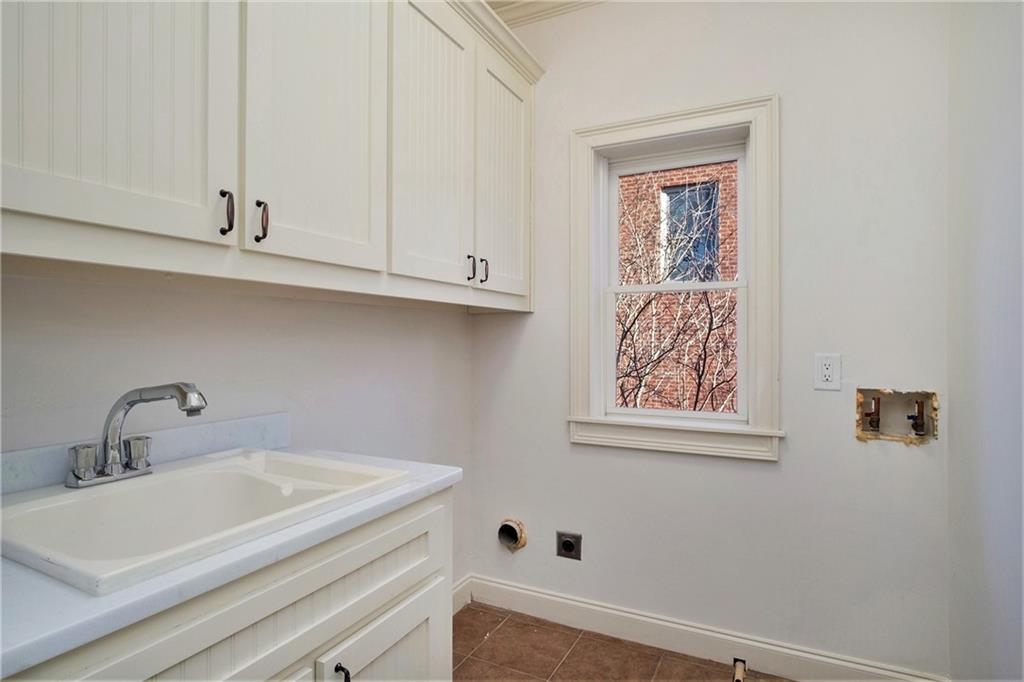 208 Clarion Avenue Decatur, GA 30030 - Photo 13 of 34