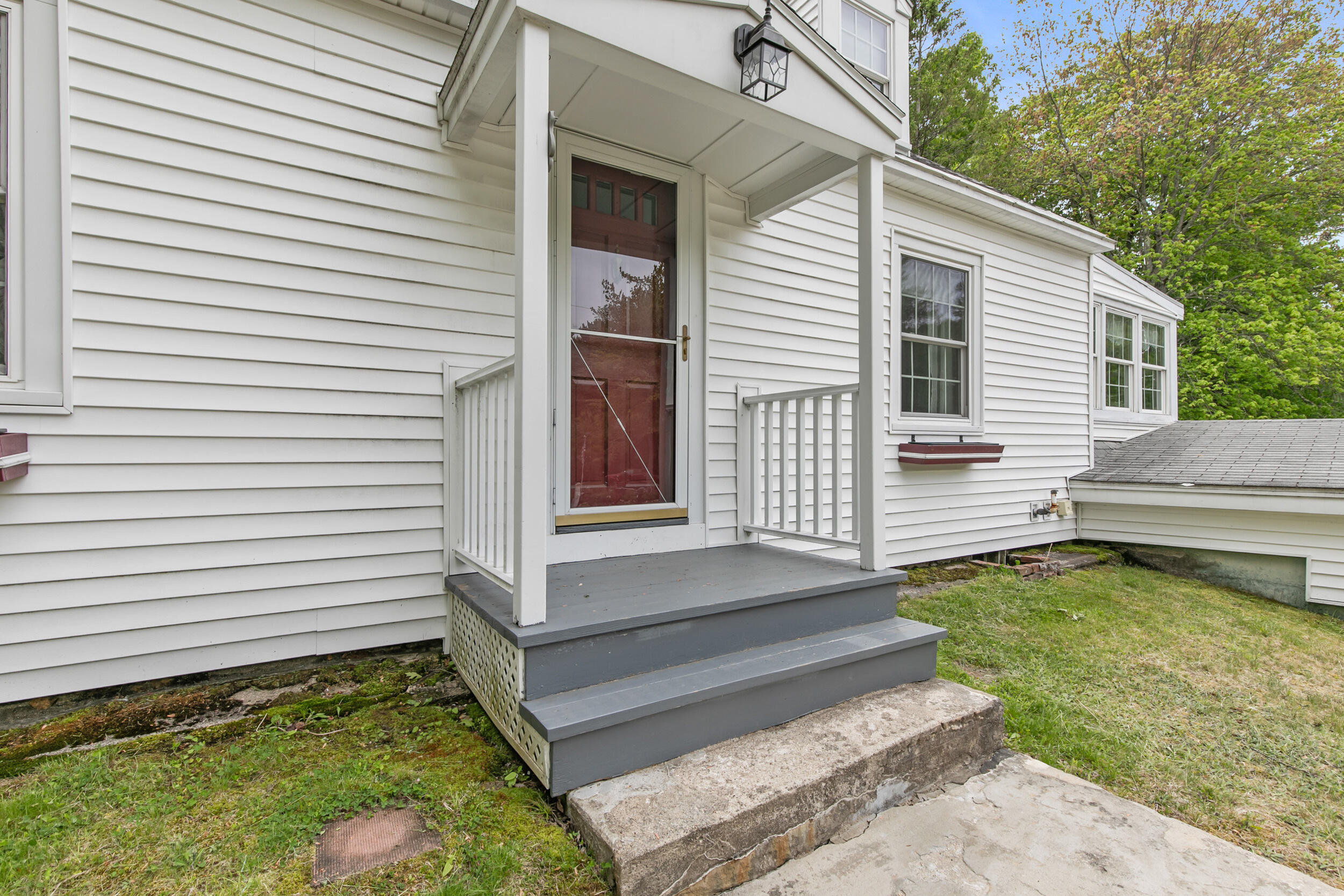 69 Railroad Avenue Springvale, ME 04083 - Photo 39 of 48