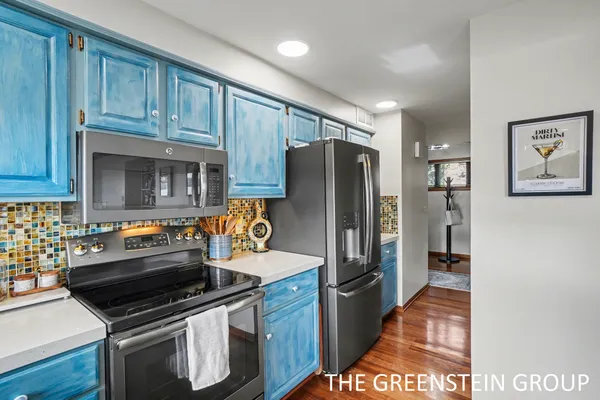 $735,000 | 1641 South Shore Drive, Holland, MI 49423