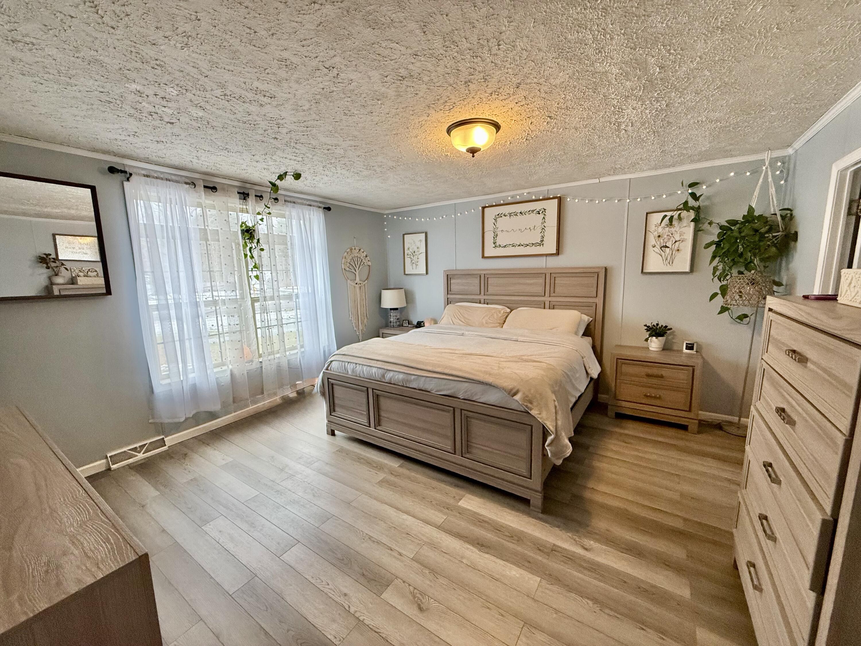 238 Lyons Road Plattsburgh, NY 12901 - Photo 13 of 31 Primary bedroom