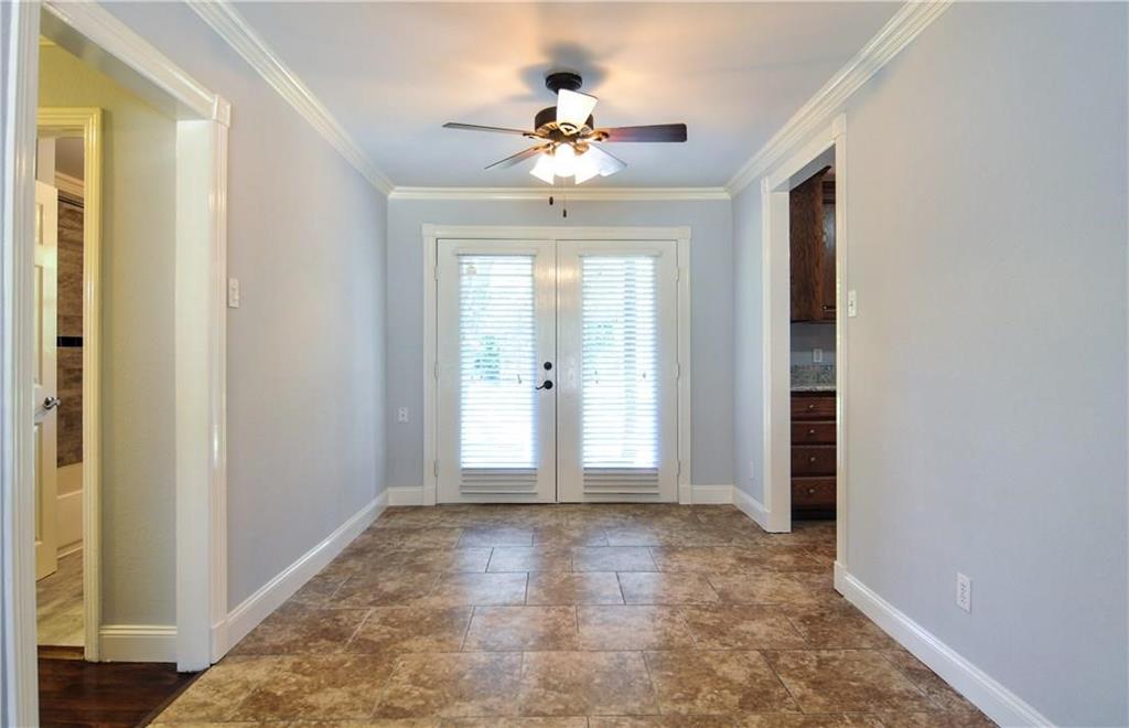 3918 Hawick Lane Dallas, TX 75220 - Photo 3 of 15