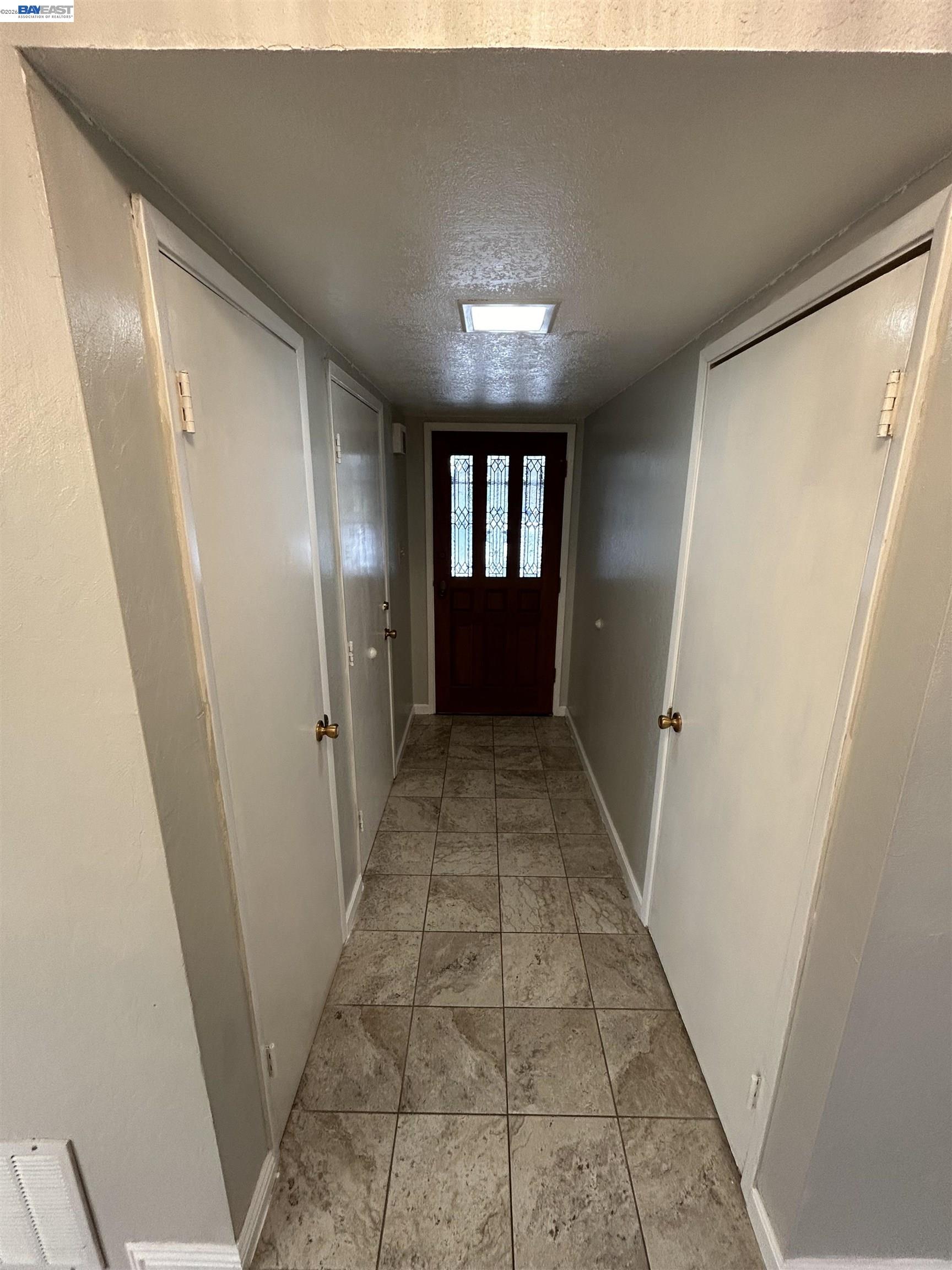 2057 Rosedale Drive San Pablo, CA 94806 - Photo 7 of 33