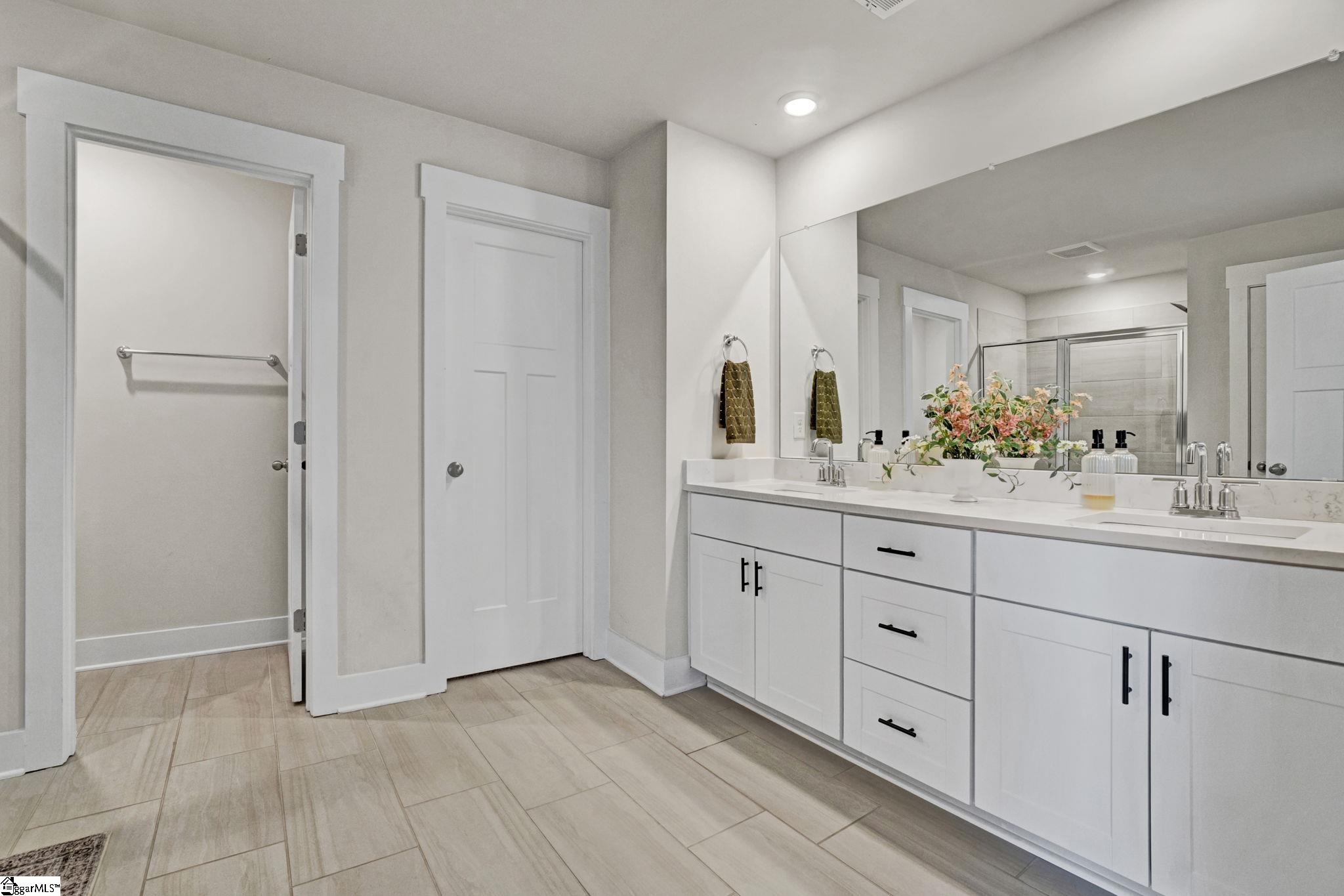 404 Roderick Lane Greenville, SC 29605 - Photo 23 of 49