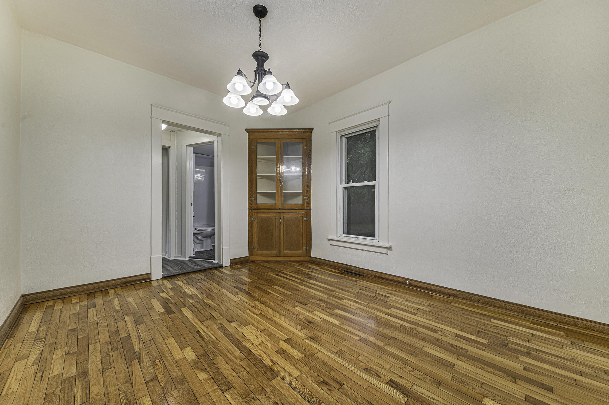 1403 South Main Street Three Rivers, MI 49093 - Photo 5 of 15 005_converted_10