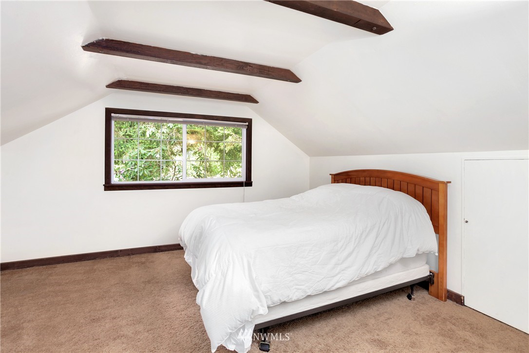 20458 Southeast 159th Street Renton, WA 98059 - Photo 18 of 24