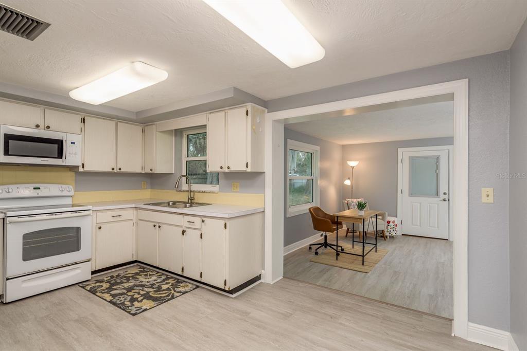 7730 Chapel Avenue Port Richey, FL 34668 - Photo 8 of 23