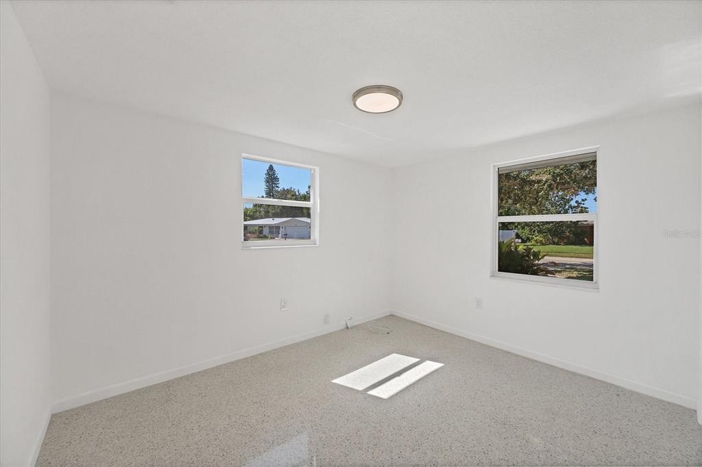 6711 South Lockwood Ridge Road Sarasota, FL 34231 - Photo 17 of 38