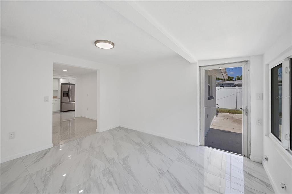 6711 South Lockwood Ridge Road Sarasota, FL 34231 - Photo 24 of 38