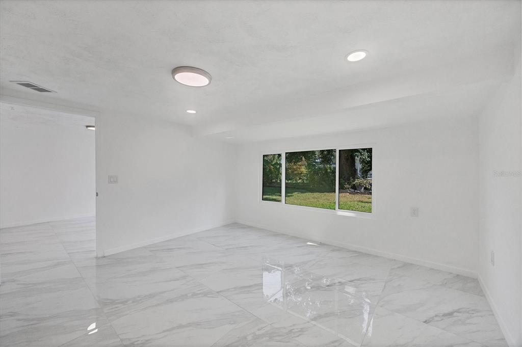 6711 South Lockwood Ridge Road Sarasota, FL 34231 - Photo 28 of 38