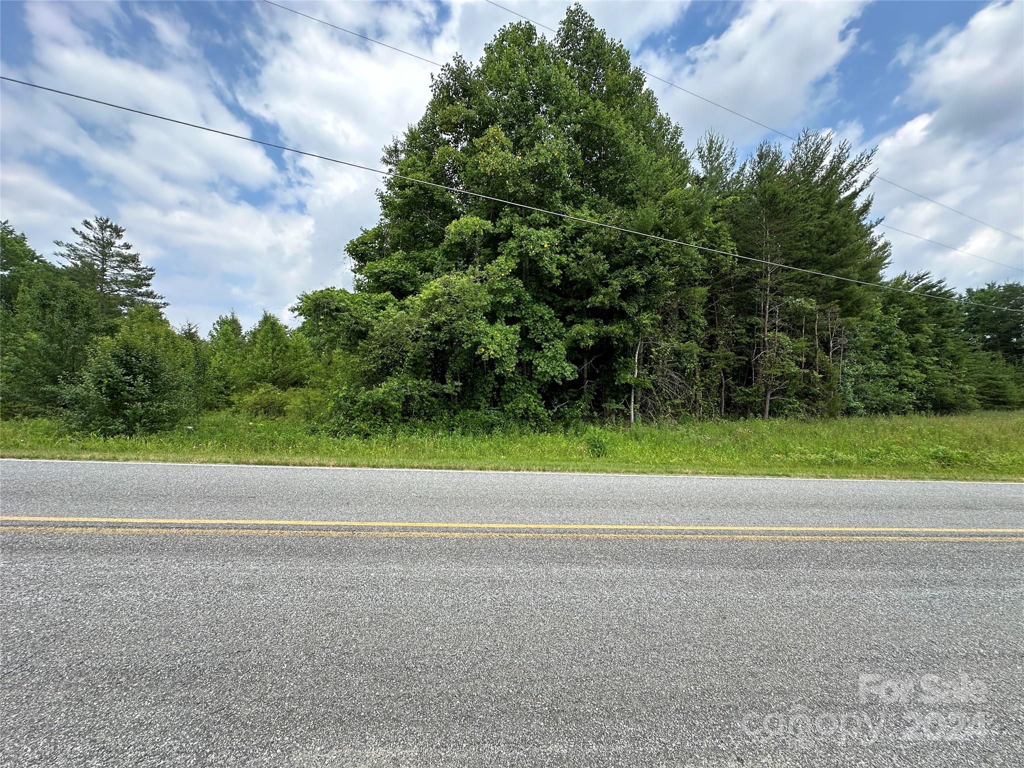 4236 Fox Road Lenoir, NC 28645 - Photo 4 of 12 Gallery Image 4
