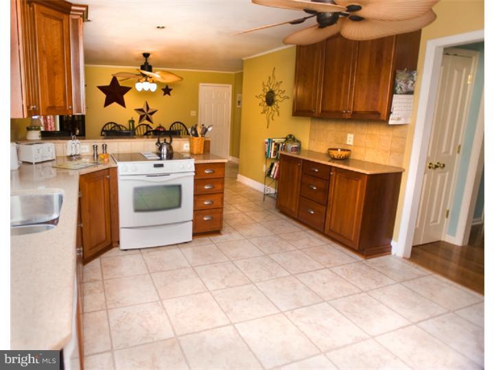 128 Locust Knoll Road Downingtown, PA 19335 - Photo 8 of 25 Gallery Image 8