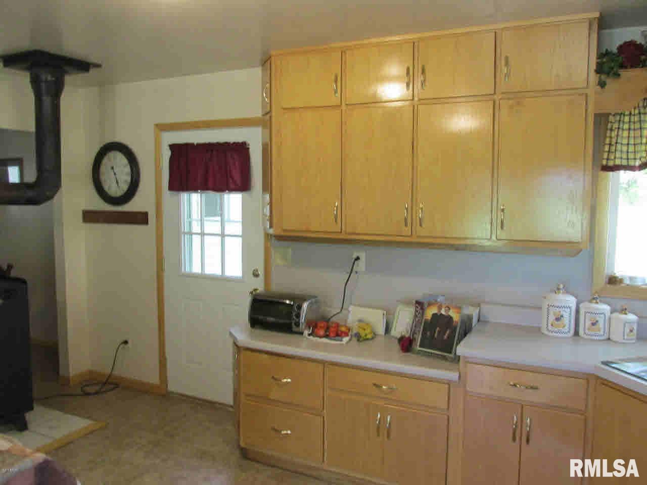 18472 East Lynchberg Road Opdyke, IL 62872 - Photo 4 of 27 Gallery Image 4