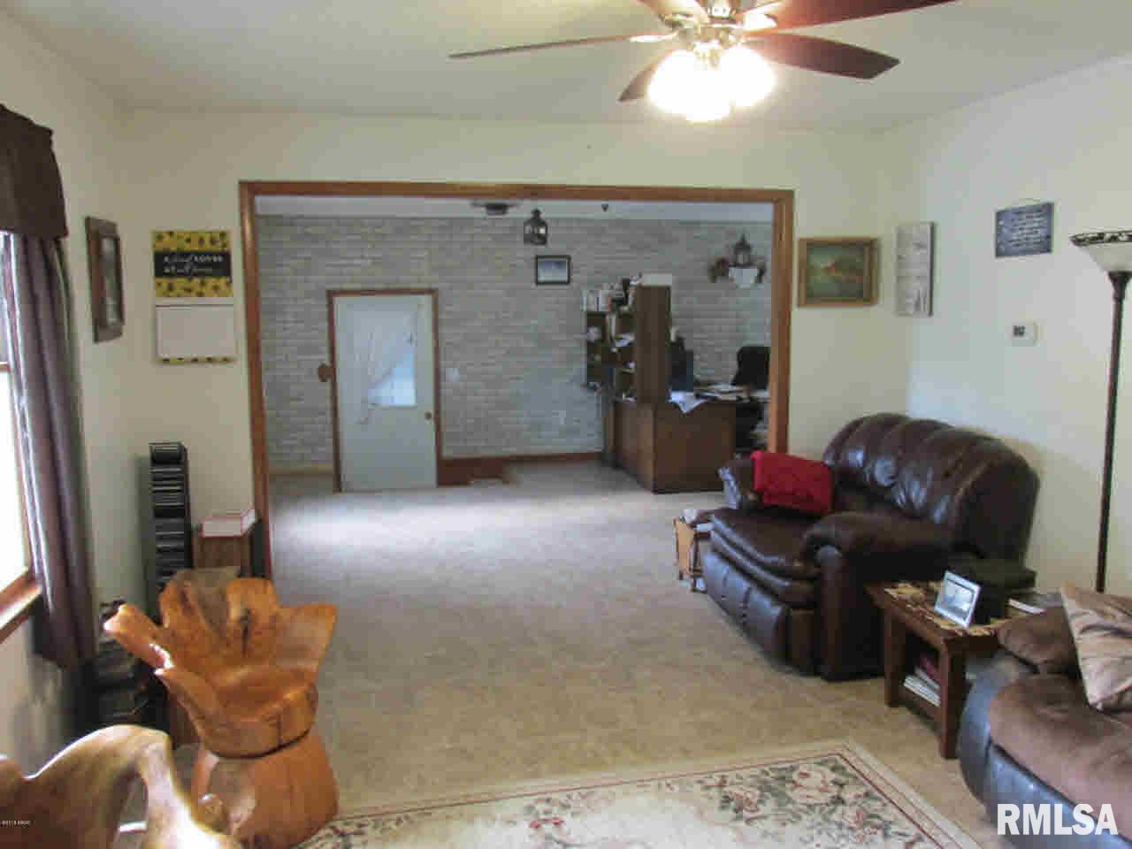 18472 East Lynchberg Road Opdyke, IL 62872 - Photo 5 of 27 Gallery Image 5