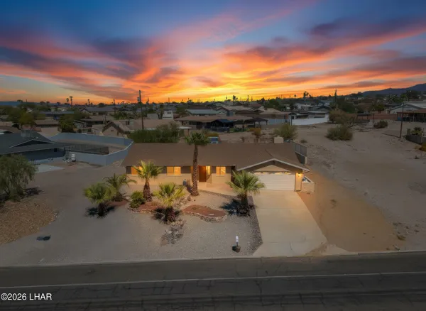 $545,000 | 2905 Daytona Avenue, Lake Havasu City, AZ 86403