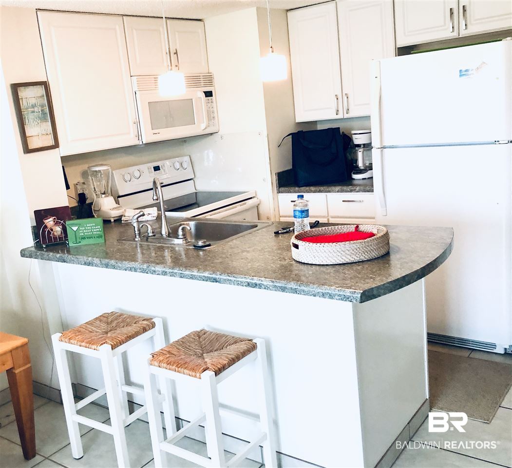 497 Plantation Road, Unit 1244 Gulf Shores, AL 36542 - Photo 13 of 50 Bar Seating Area