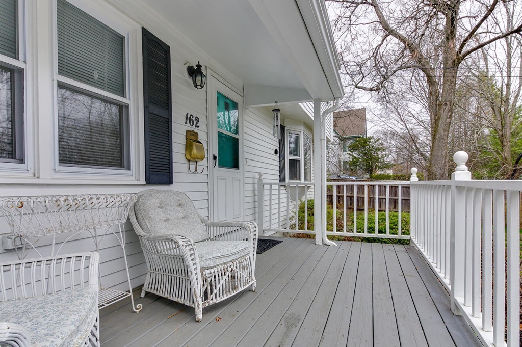 162 Maynard Road Framingham, MA 01701 - Photo 3 of 25 Gallery Image 3