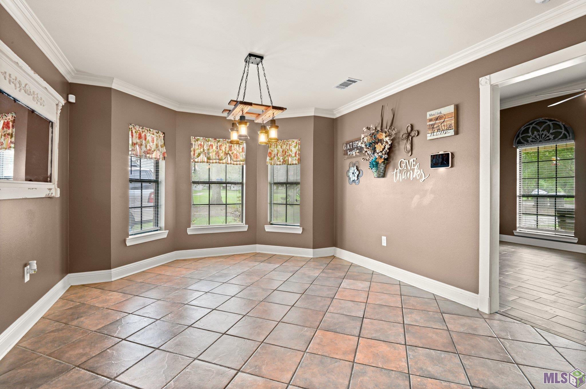 43350 R Daigle Road Gonzales, LA 70737 - Photo 4 of 19 Gallery Image 4