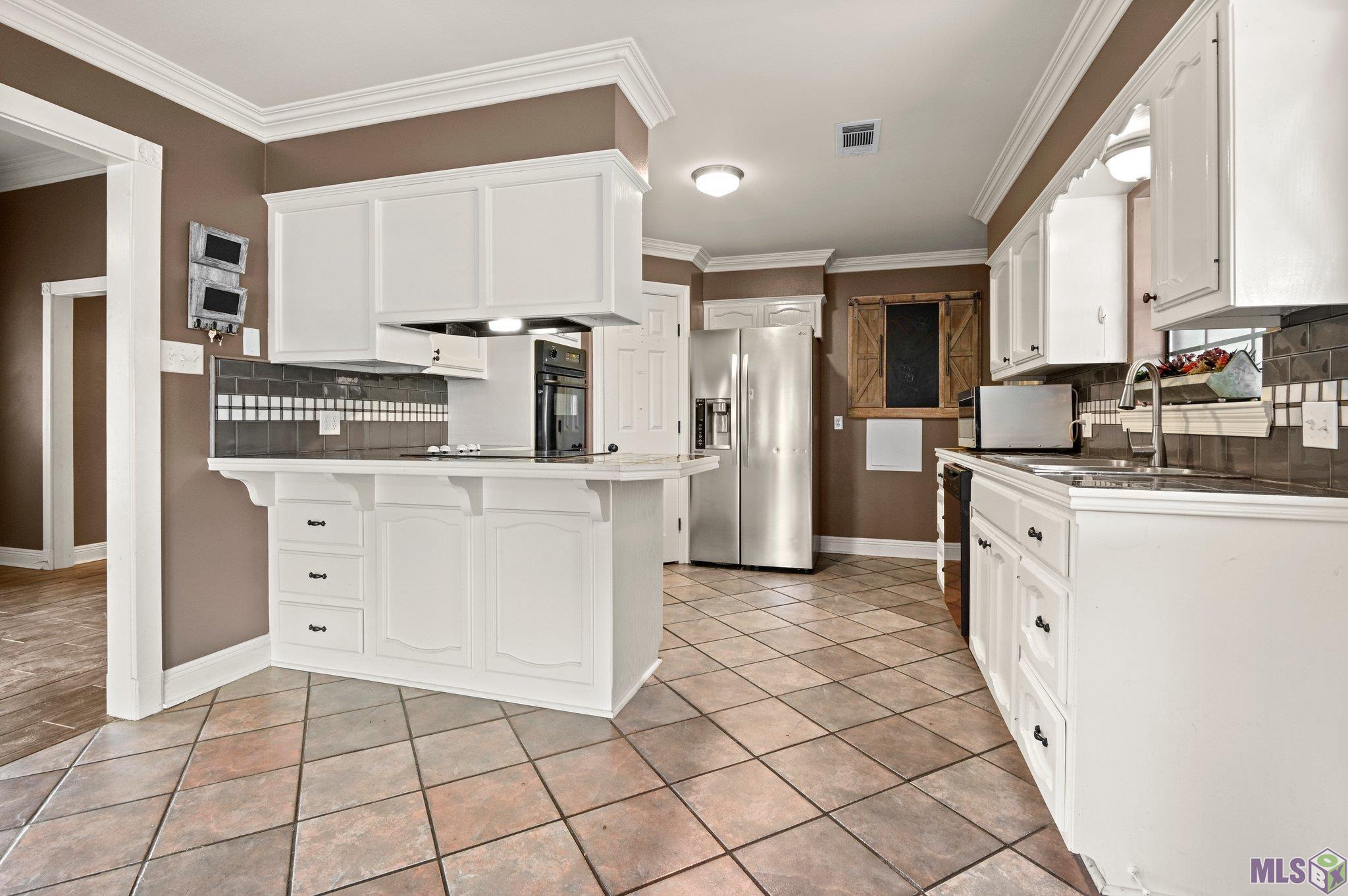 43350 R Daigle Road Gonzales, LA 70737 - Photo 5 of 19 Gallery Image 5