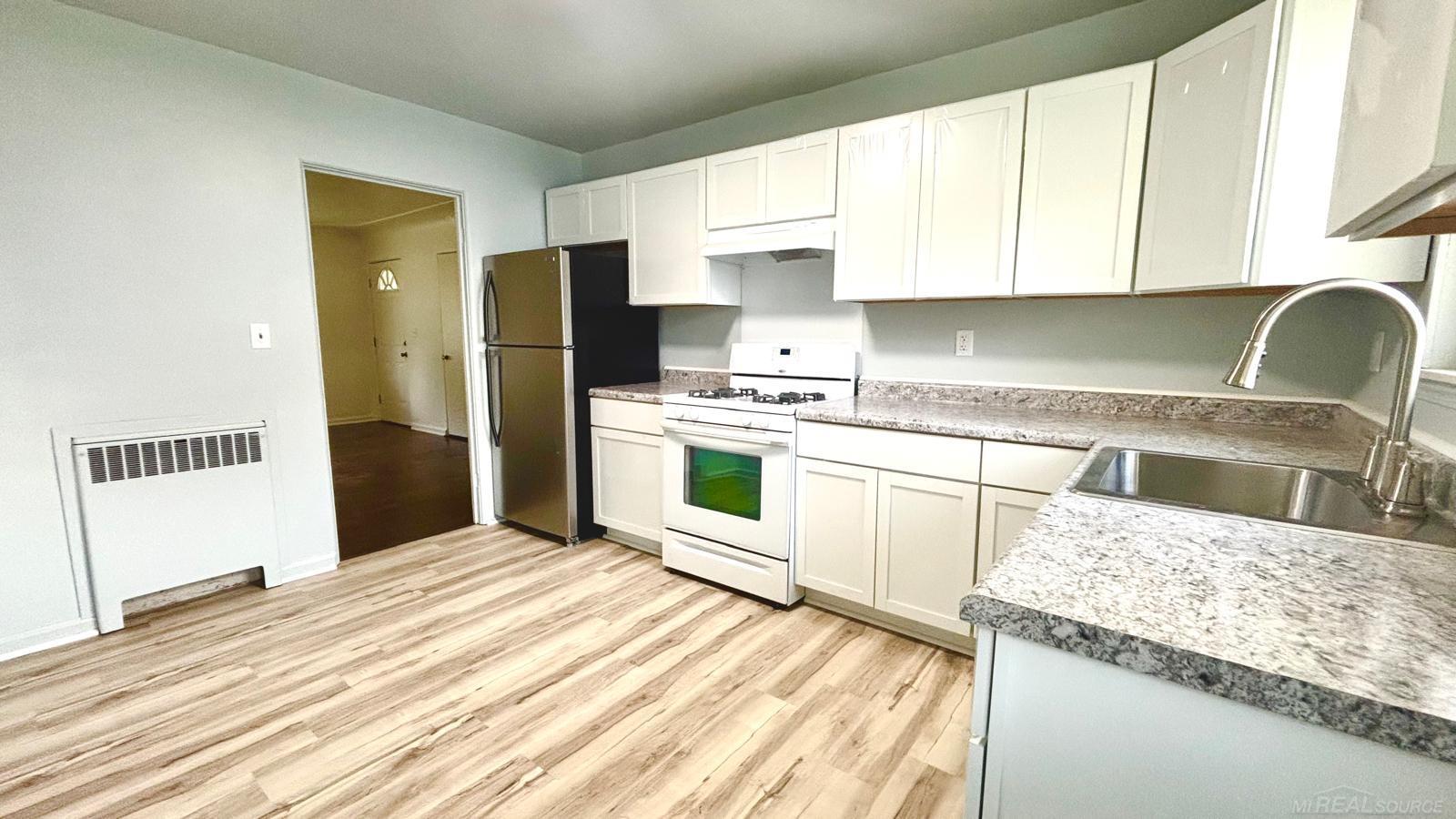 2311 22nd Street Bay City, MI 48708 - Photo 4 of 23